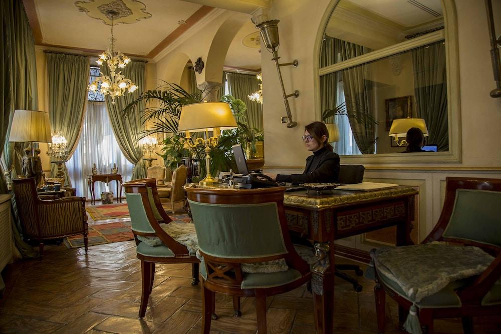 Petit Palais Hotel De Charme Milano Esterno foto