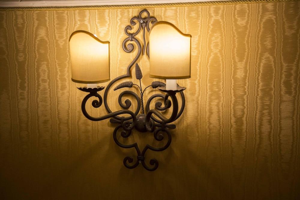 Petit Palais Hotel De Charme Milano Esterno foto